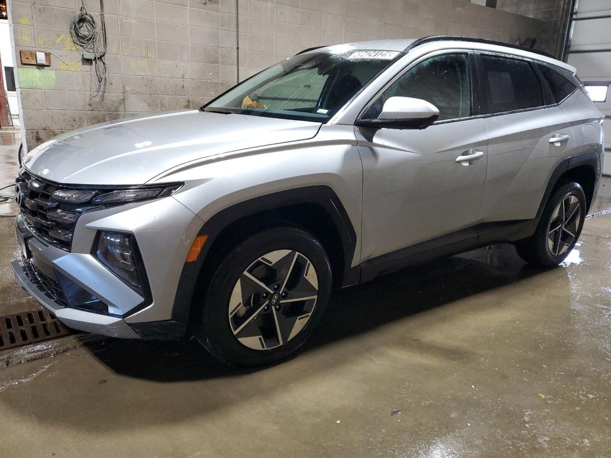 HYUNDAI TUCSON , 2025