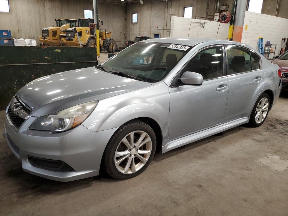 SUBARU LEGACY , 2013
