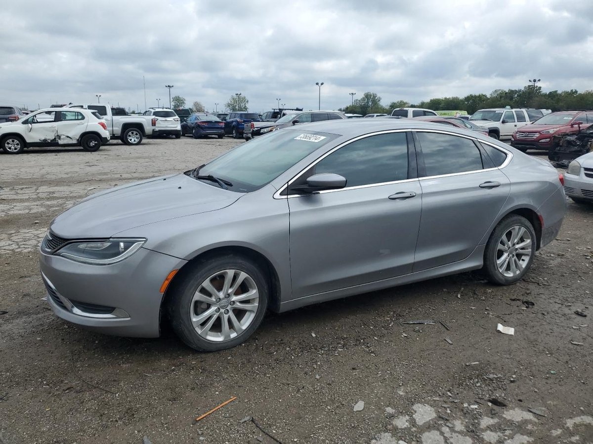 CHRYSLER 200 , 2016