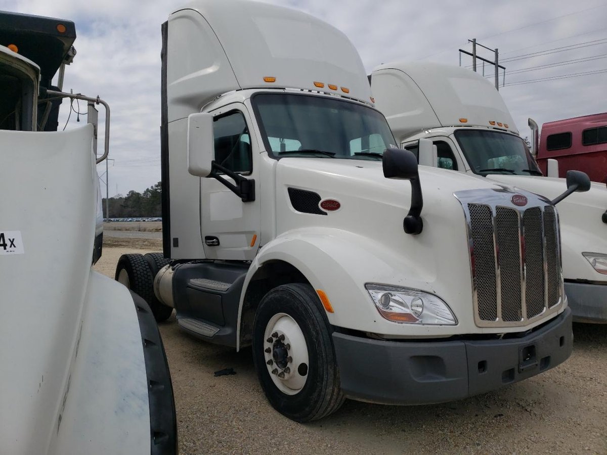 PETERBILT ALL MODELS , 2015