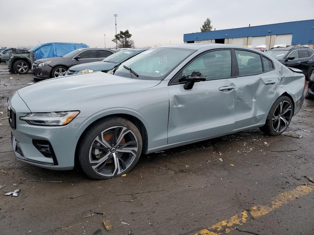 VOLVO S60 PLUS , 2024
