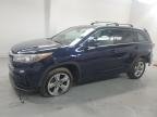 TOYOTA HIGHLANDER , 2015