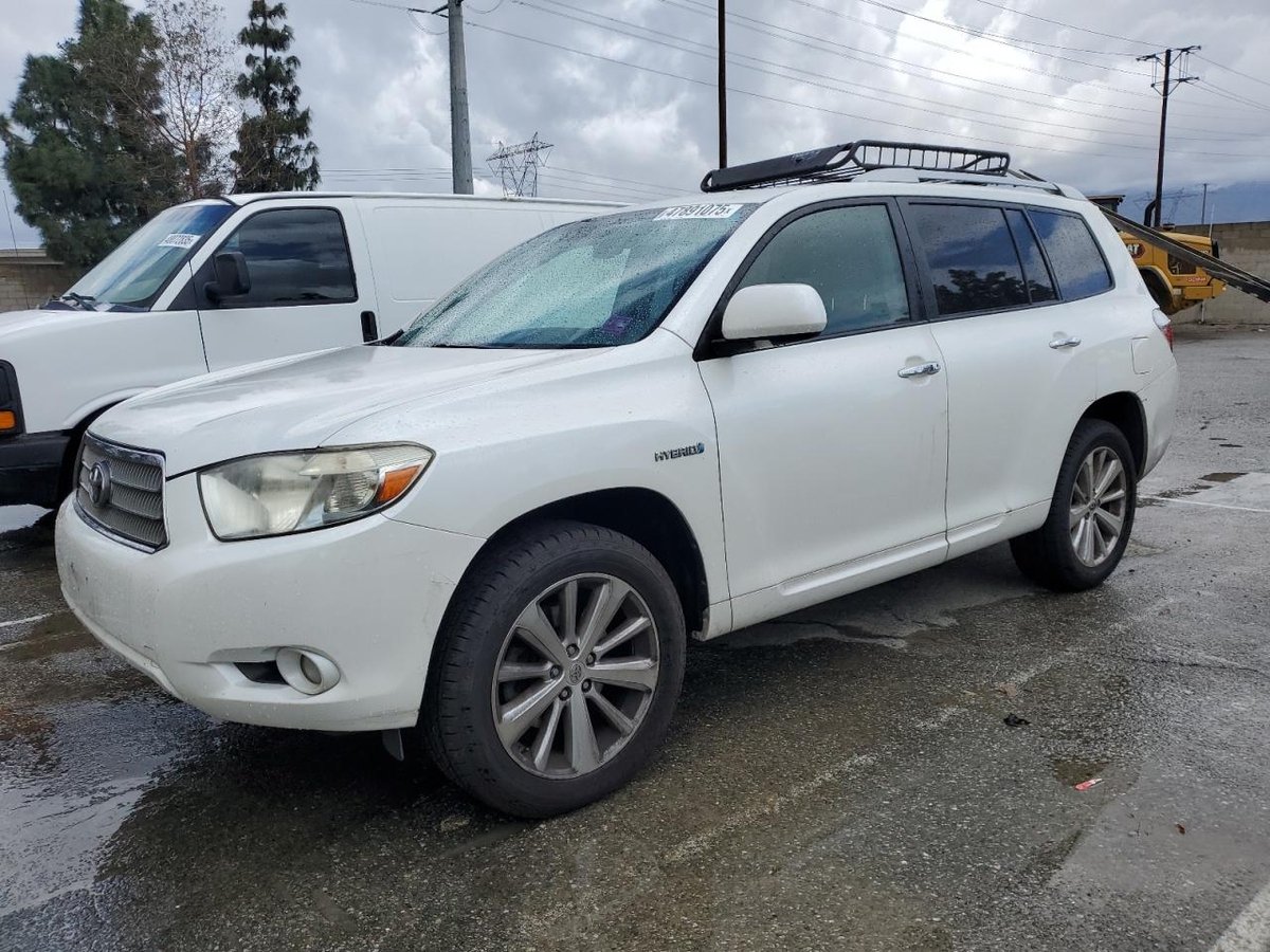 TOYOTA HIGHLANDER , 2009