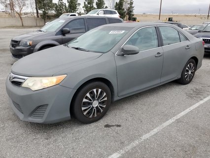 CAMRY 