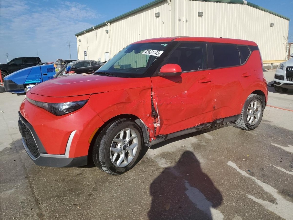 KIA SOUL , 2023