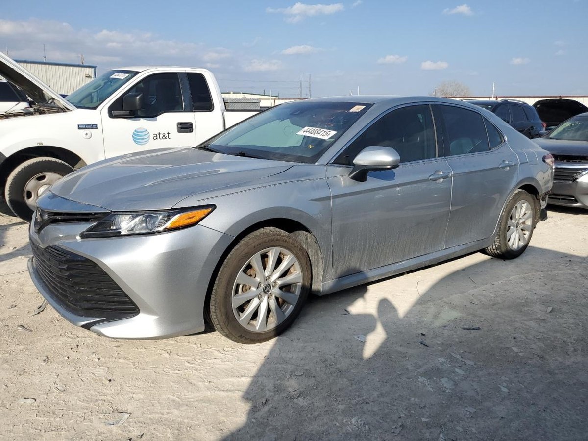 TOYOTA CAMRY , 2020