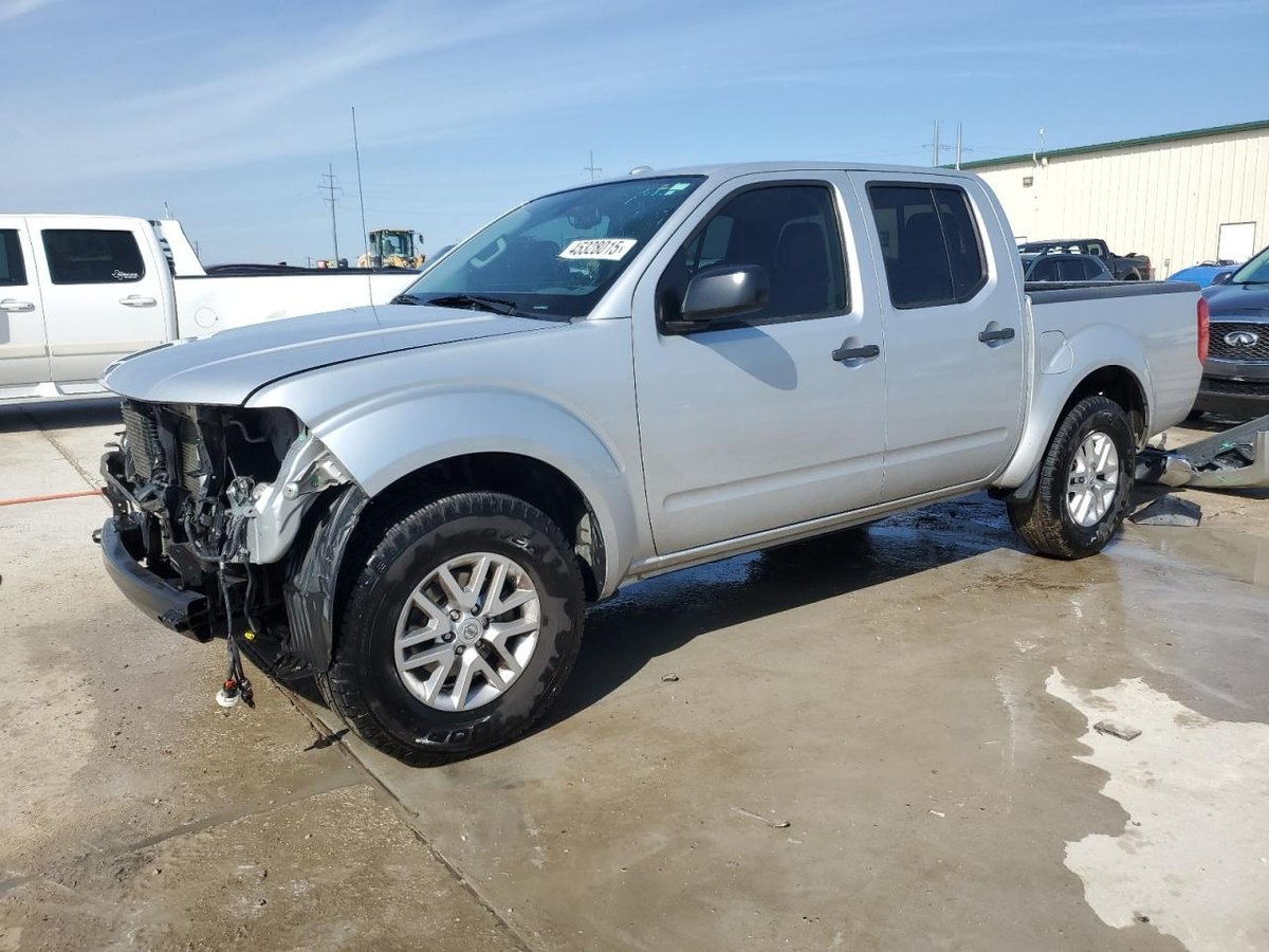 NISSAN FRONTIER , 2016