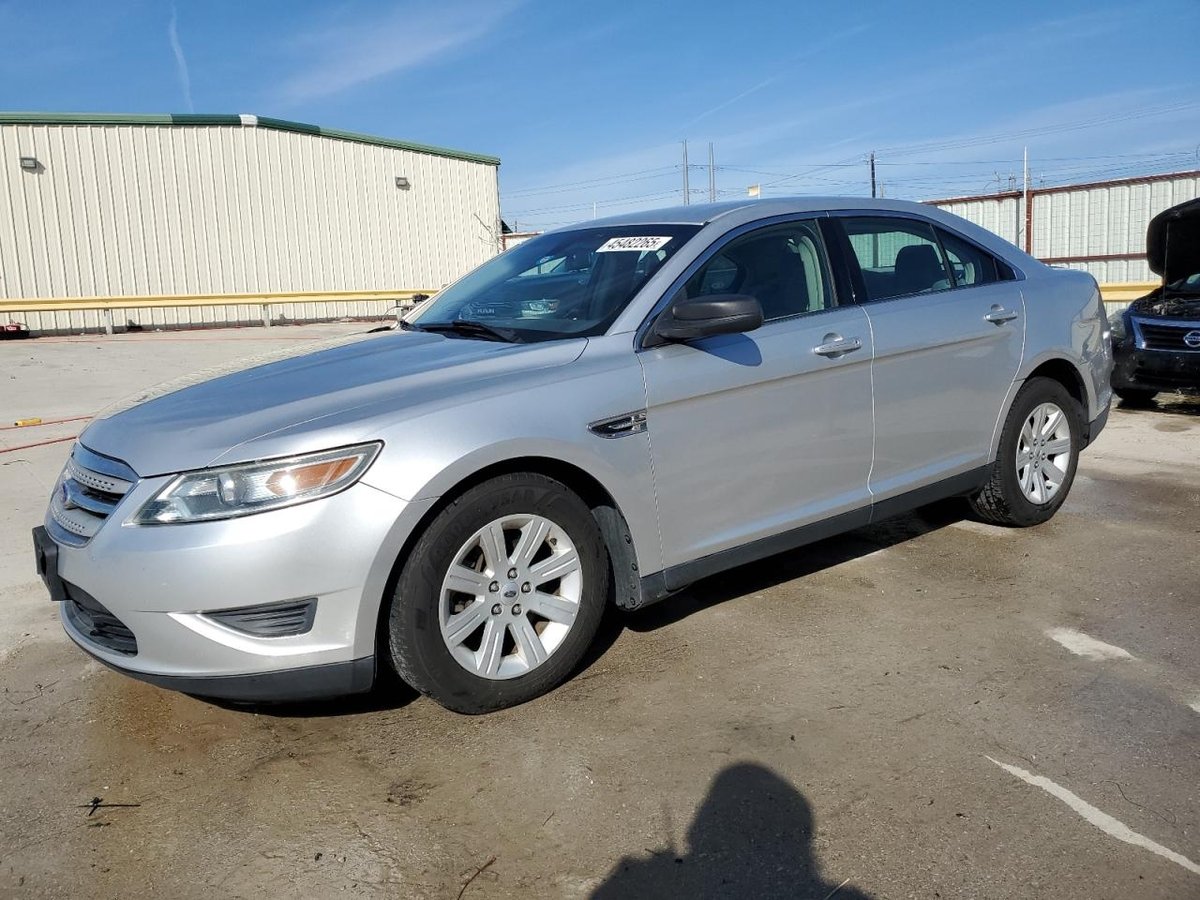 FORD TAURUS , 2012