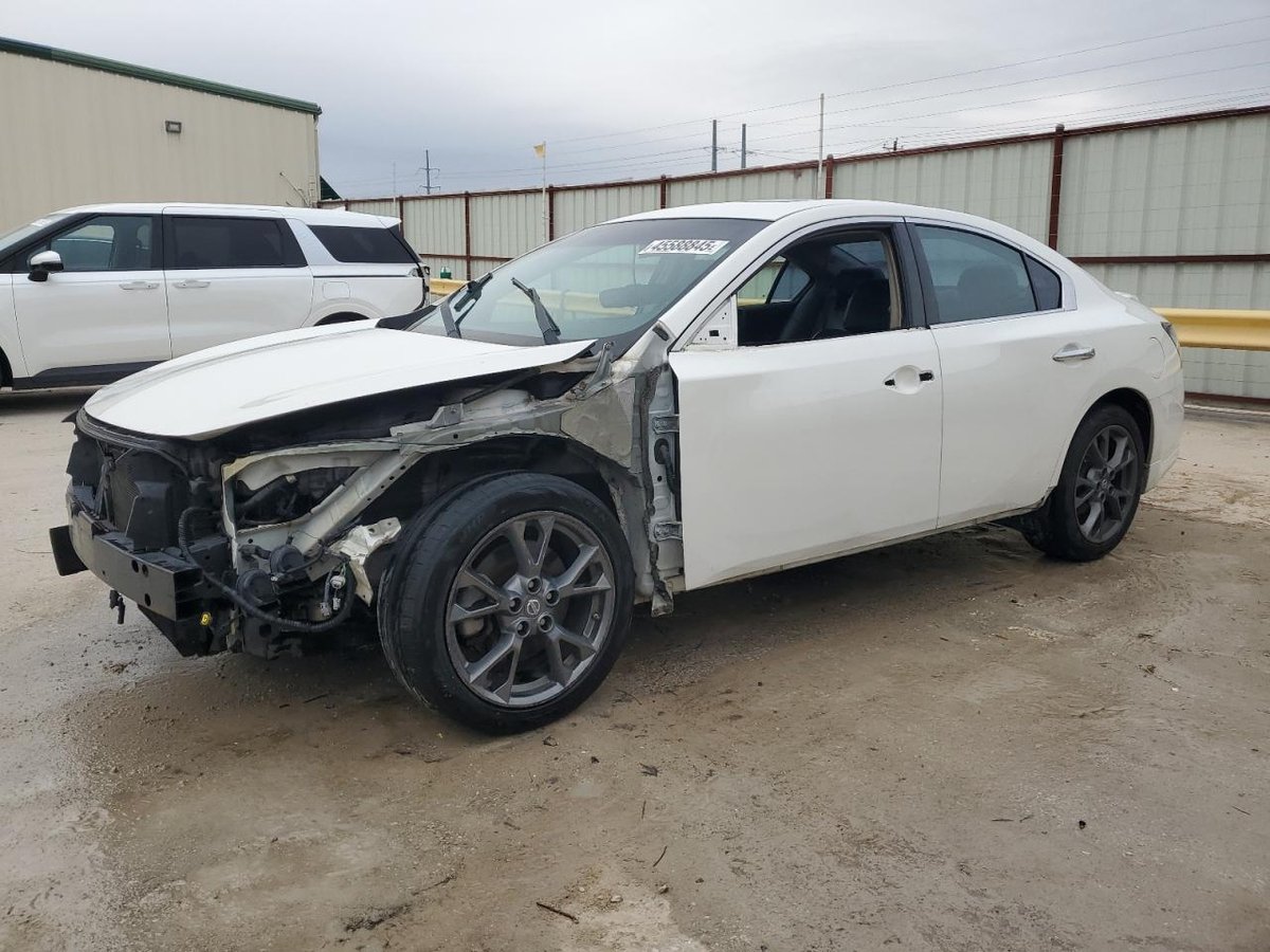 NISSAN MAXIMA , 2012