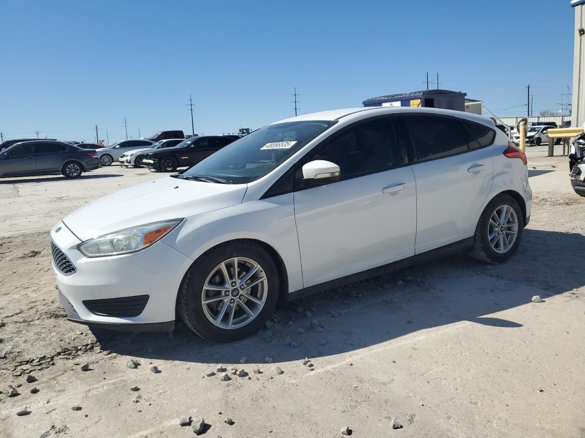 FORD FOCUS , 2016