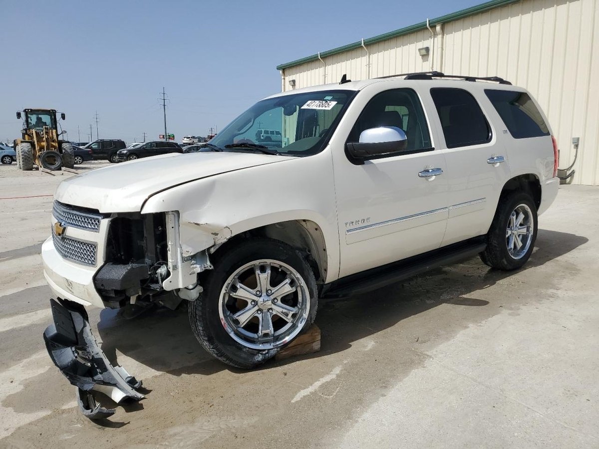 CHEVROLET TAHOE , 2013