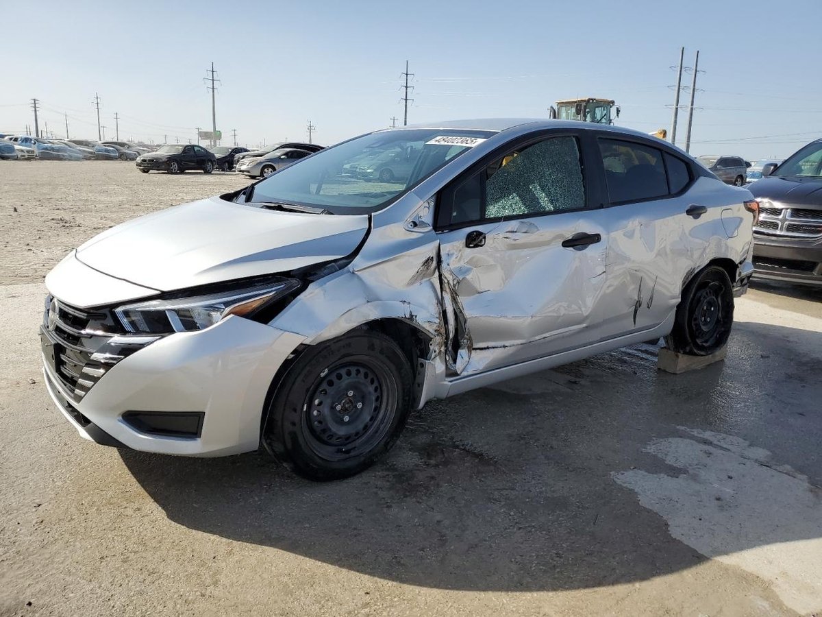 NISSAN VERSA , 2024