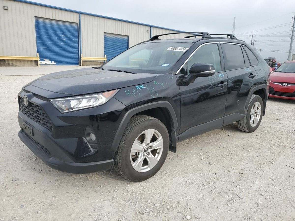 TOYOTA RAV4 , 2021
