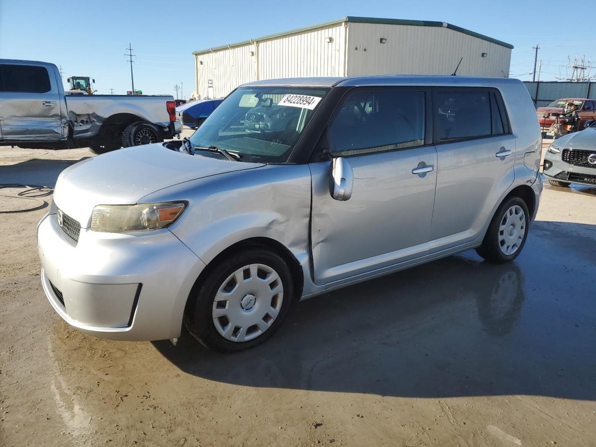 TOYOTA SCION , 2009