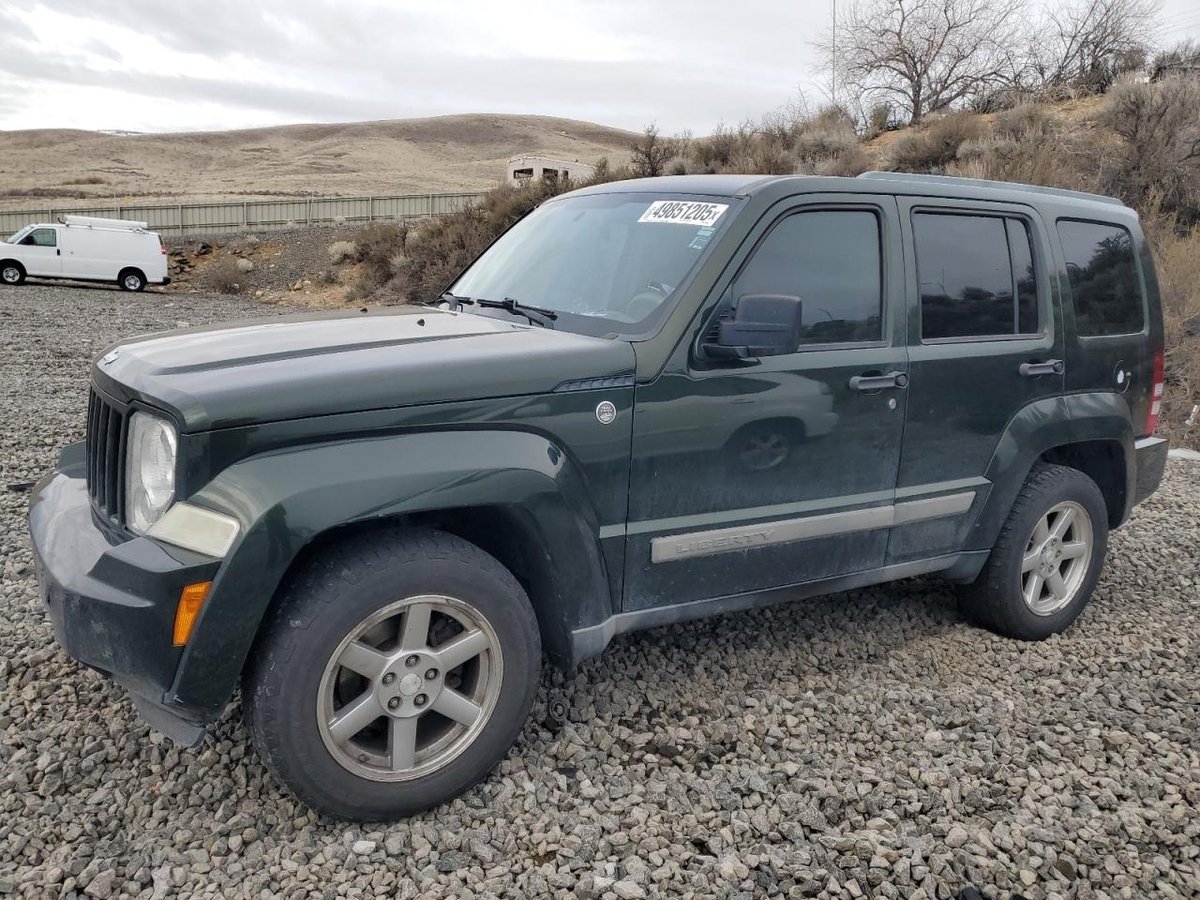 JEEP LIBERTY , 2011