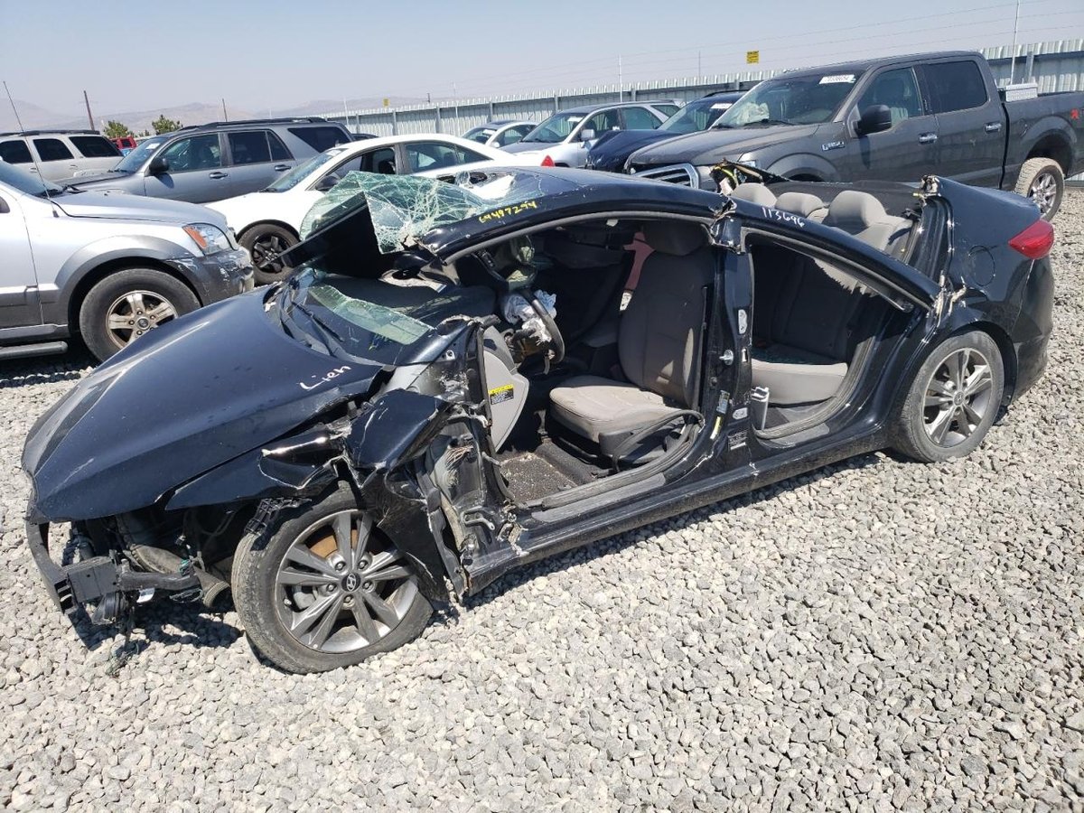 HYUNDAI ELANTRA , 2018