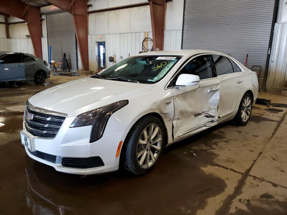 CADILLAC XTS , 2018