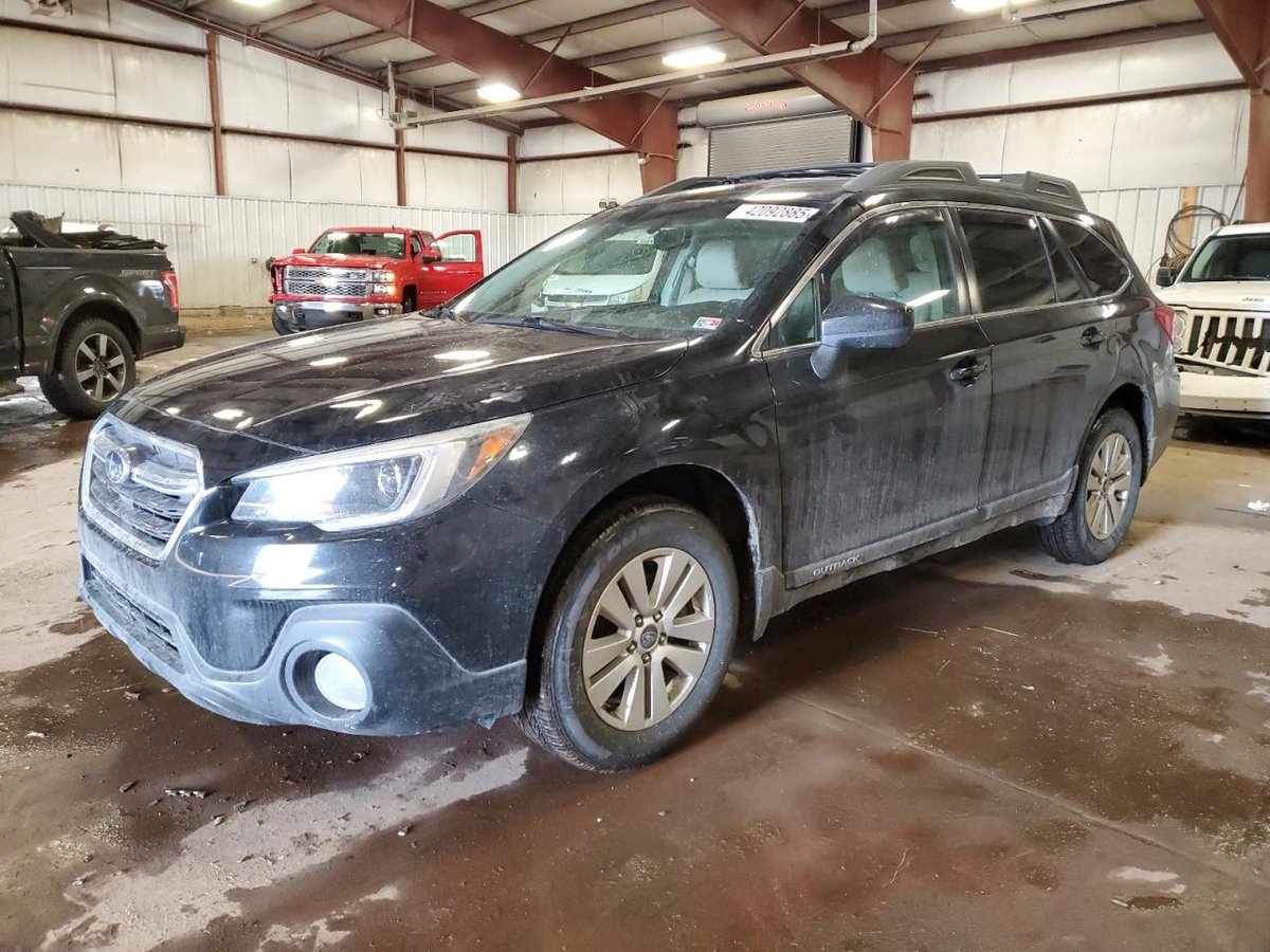 SUBARU OUTBACK , 2018