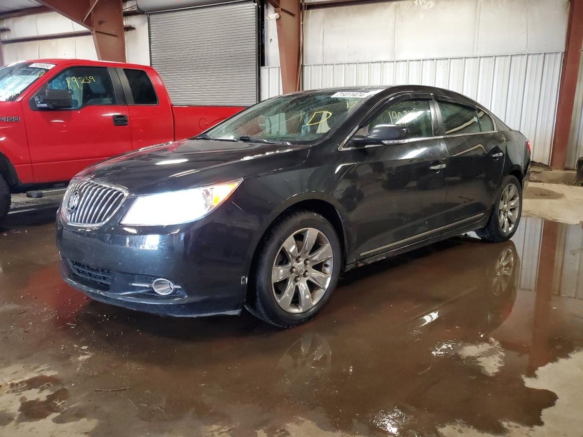 BUICK LACROSSE , 2013