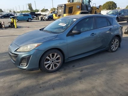 MAZDA3 