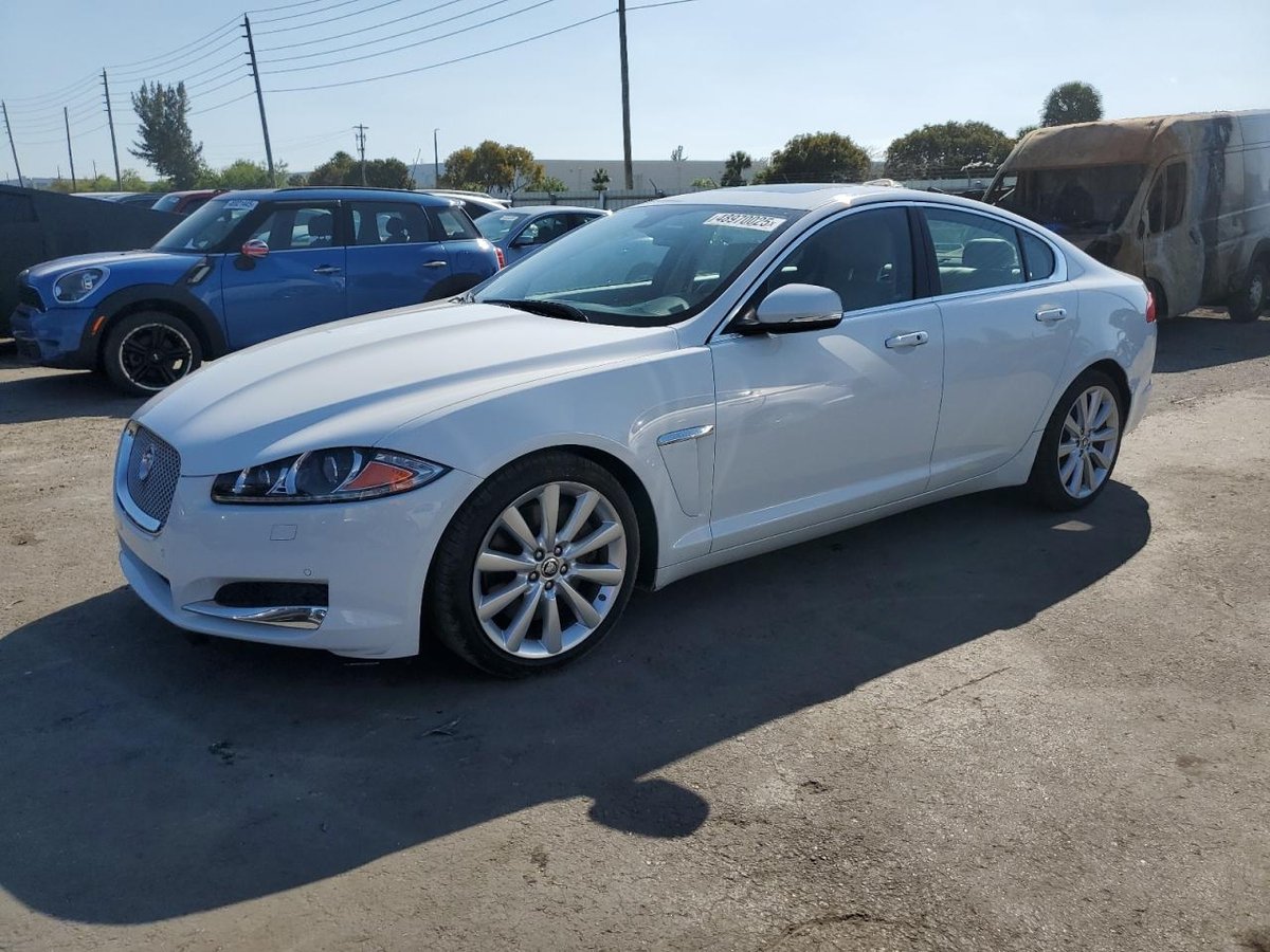 JAGUAR XF , 2014