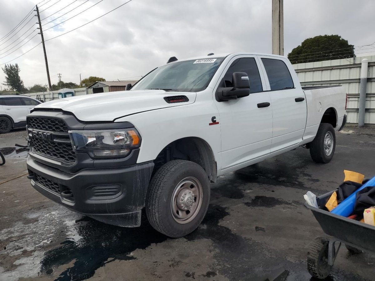 RAM 2500 , 2024