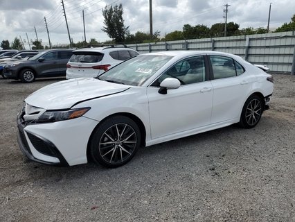 CAMRY 