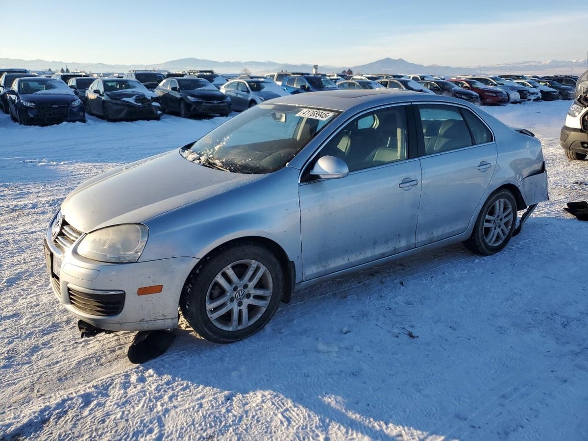 VOLKSWAGEN  JETTA , 2009