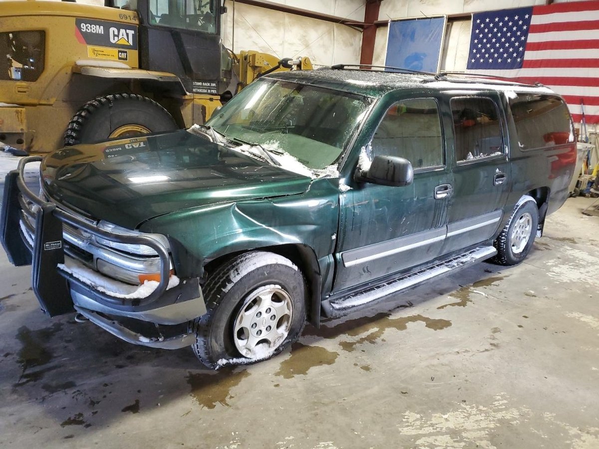 CHEVROLET SUBURBAN , 2004
