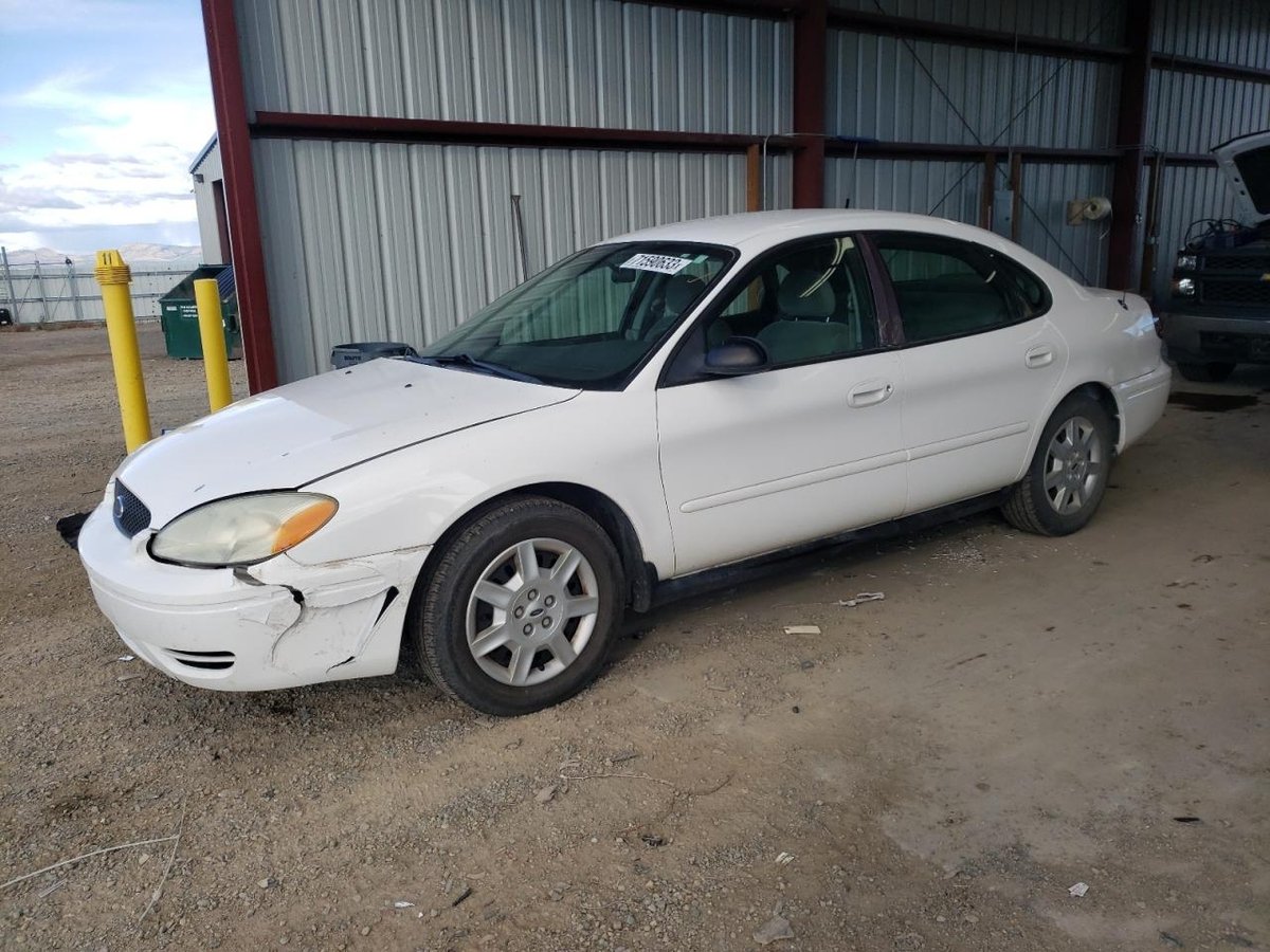 FORD TAURUS , 2005