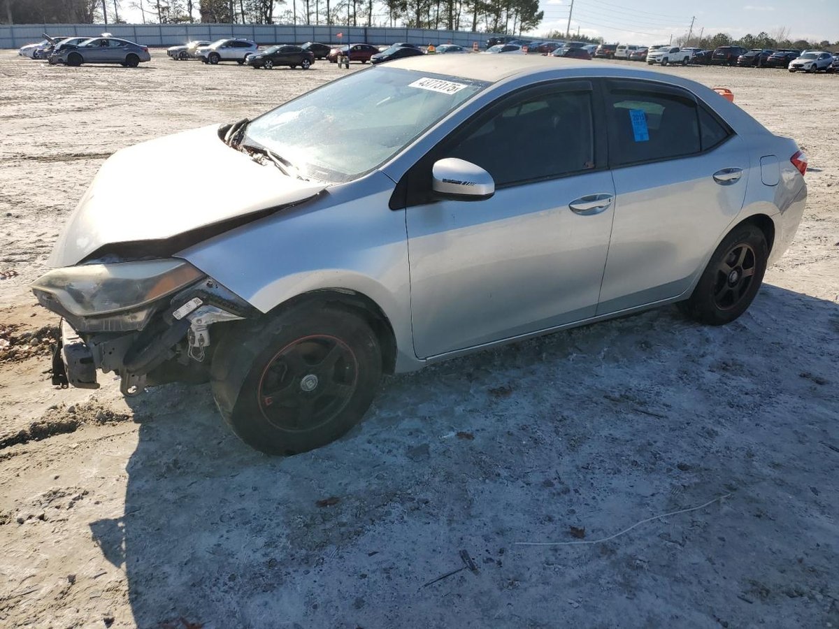 TOYOTA COROLLA , 2015