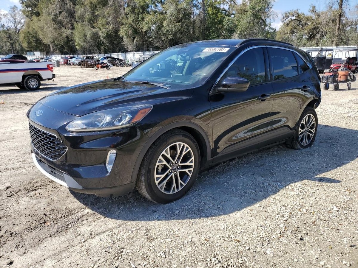 FORD ESCAPE , 2020