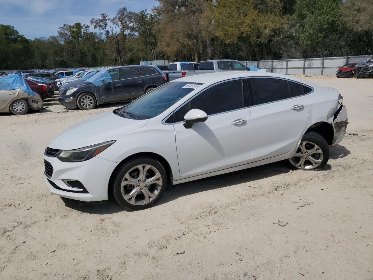 CHEVROLET CRUZE , 2017