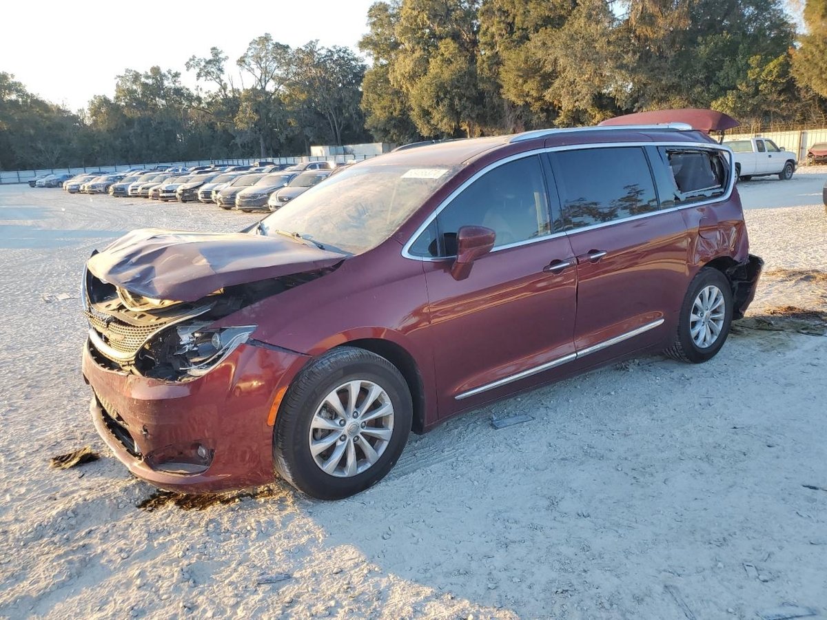 CHRYSLER PACIFICA , 2019