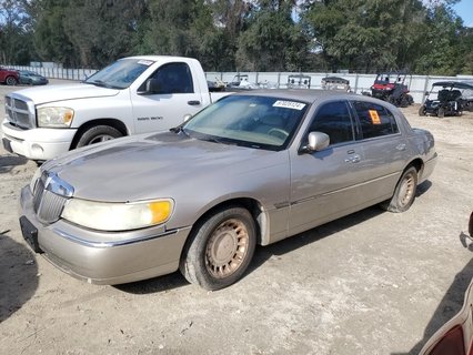 TOWNCAR 