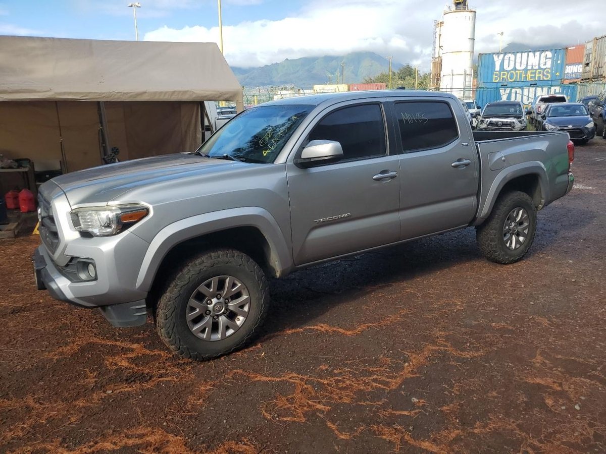 TOYOTA TACOMA , 2017