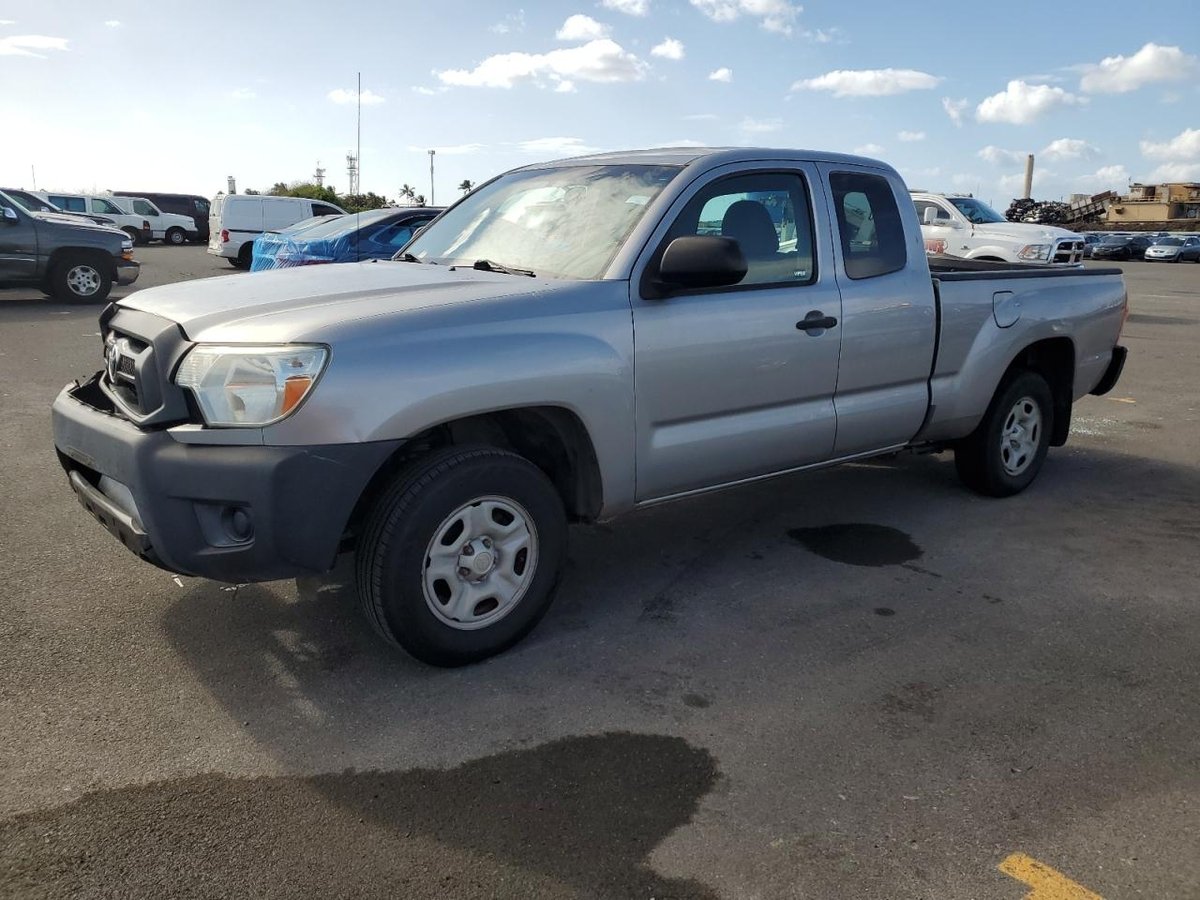 TOYOTA TACOMA , 2015