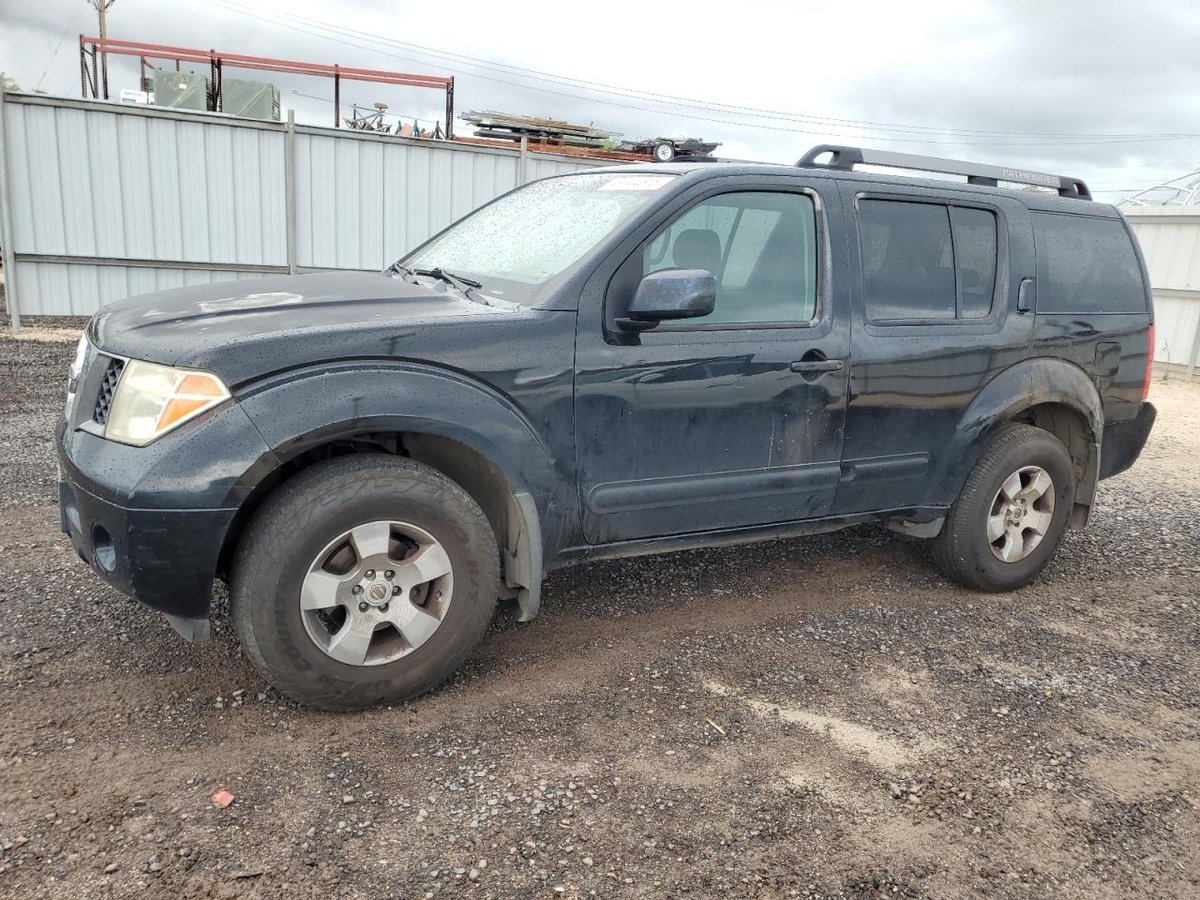 NISSAN PATHFINDER , 2005