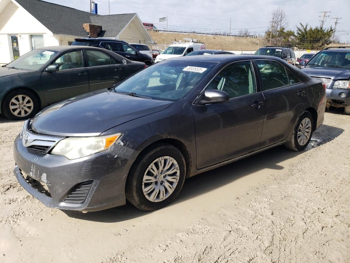 TOYOTA CAMRY , 2012