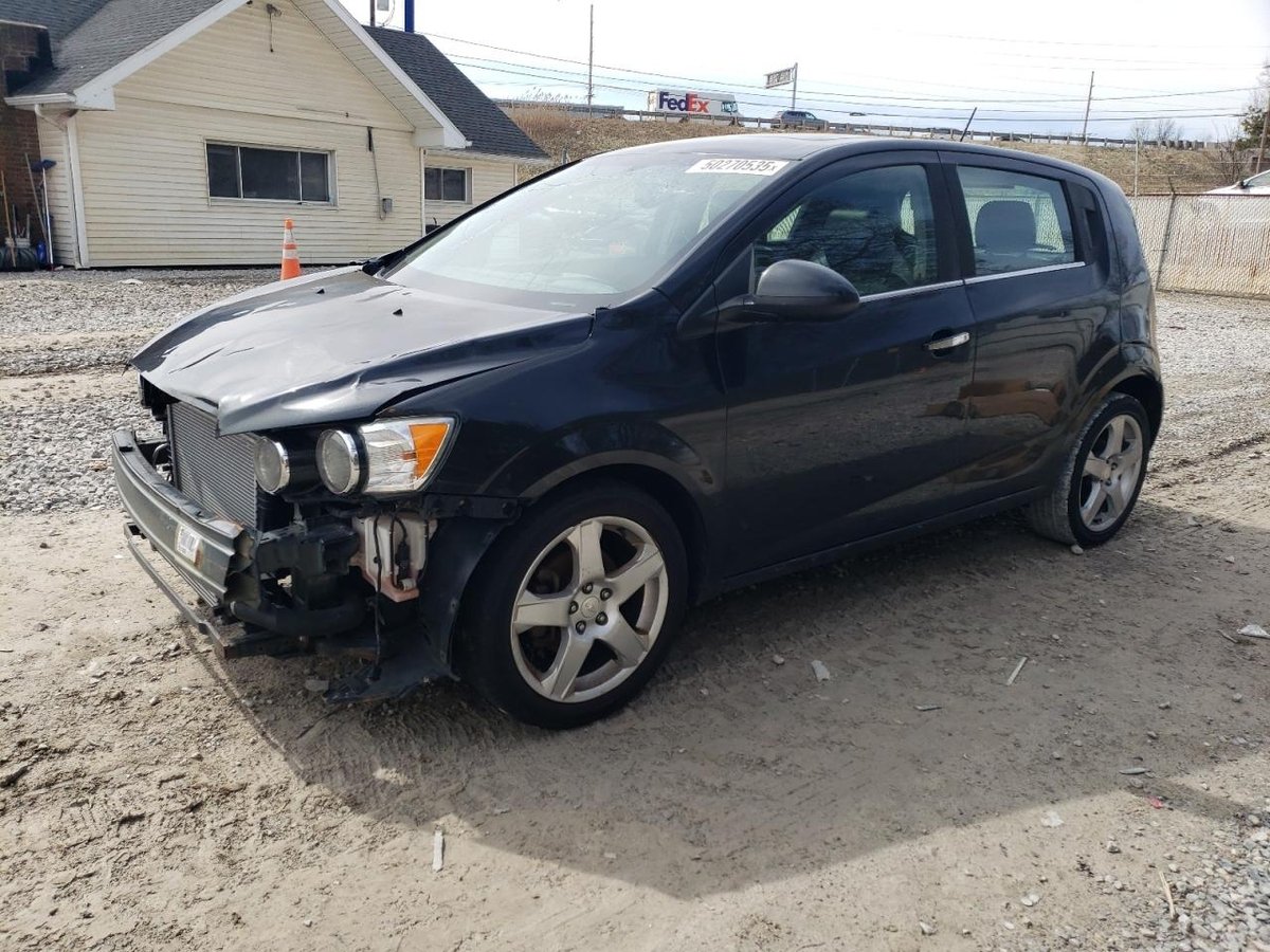 CHEVROLET SONIC , 2015