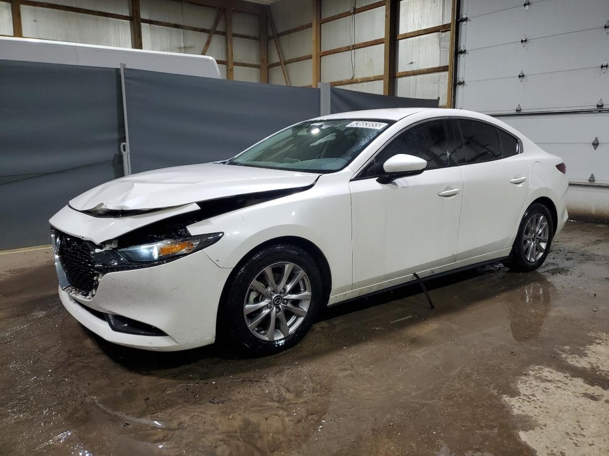 MAZDA 3 , 2019