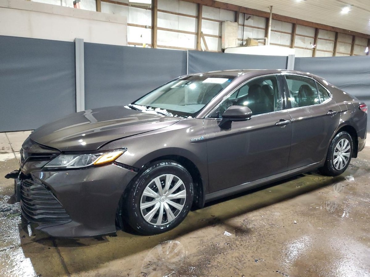 TOYOTA CAMRY , 2018