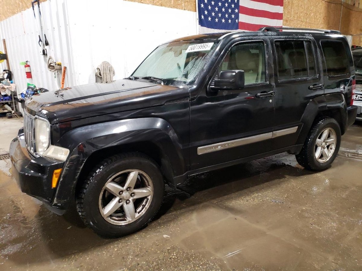 JEEP LIBERTY , 2009