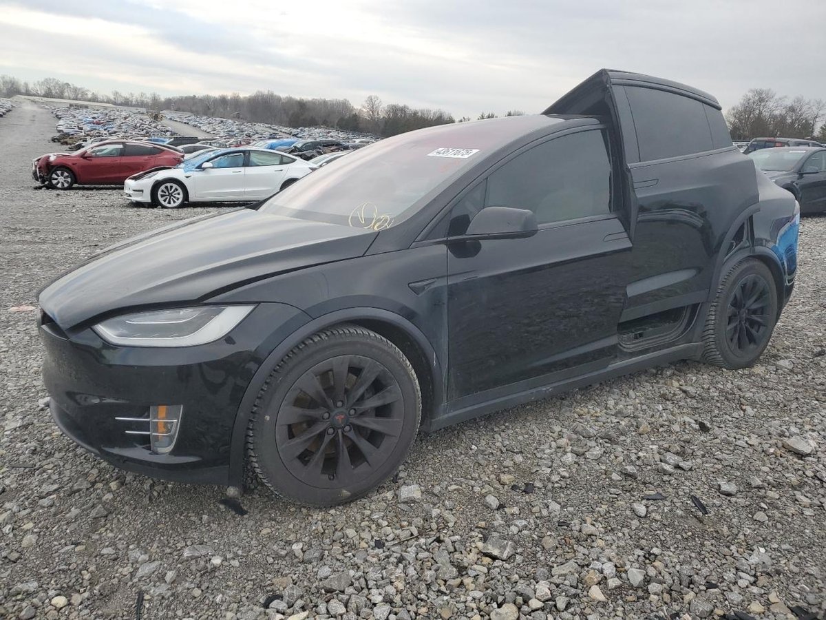 TESLA MODEL X , 2018