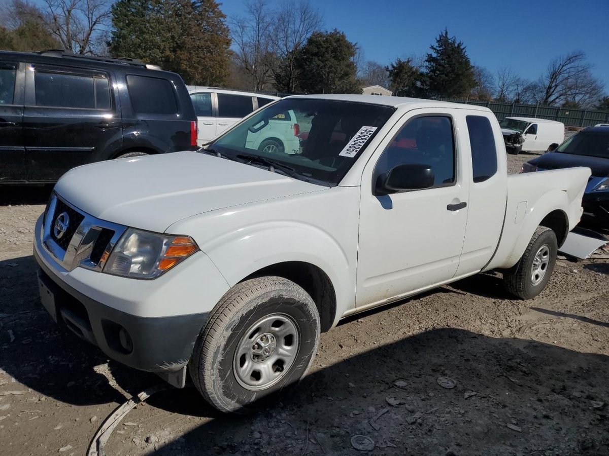 NISSAN FRONTIER , 2013