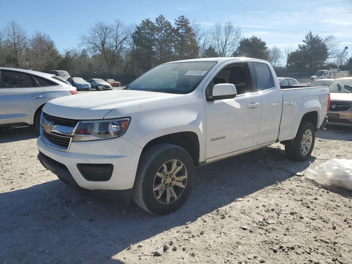 CHEVROLET COLORADO , 2017