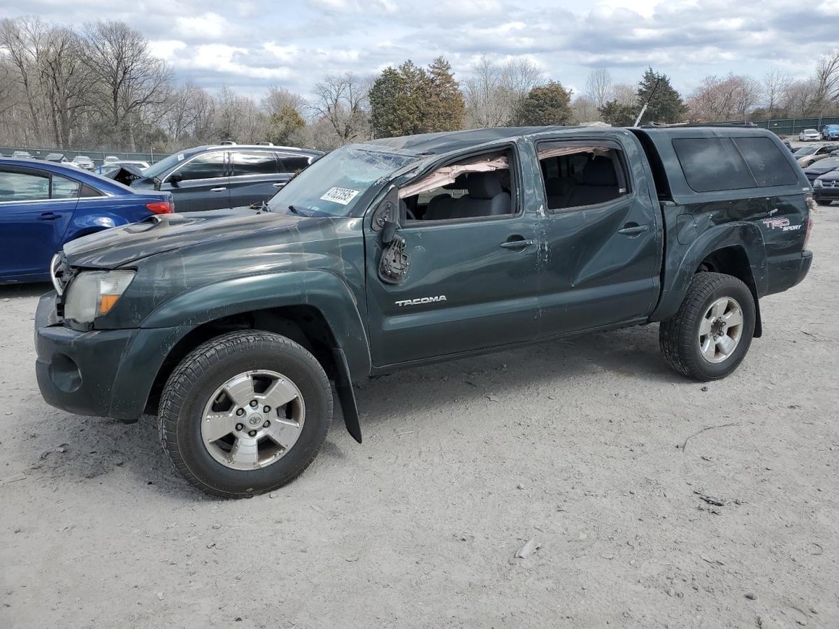 TOYOTA TACOMA , 2009