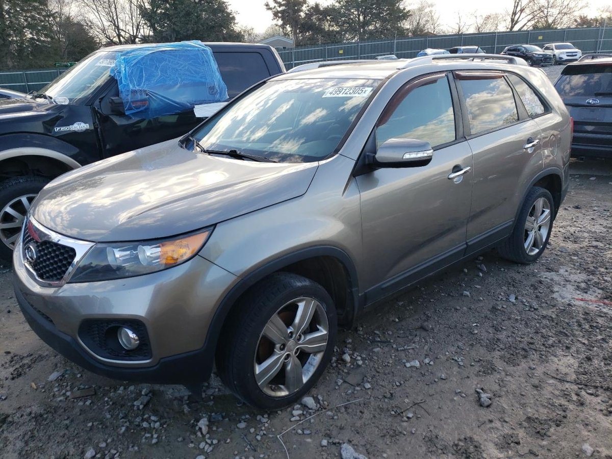 KIA SORENTO , 2013