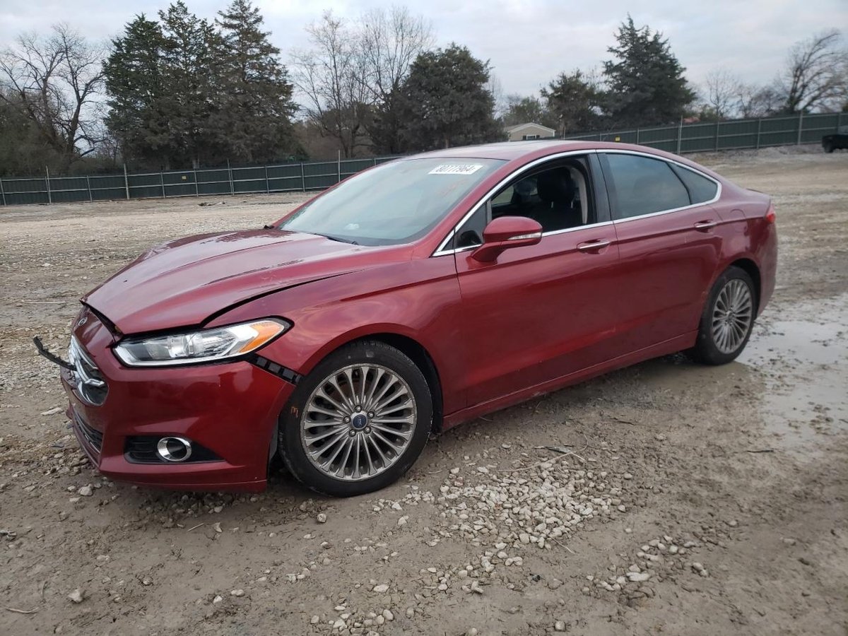 FORD FUSION , 2013
