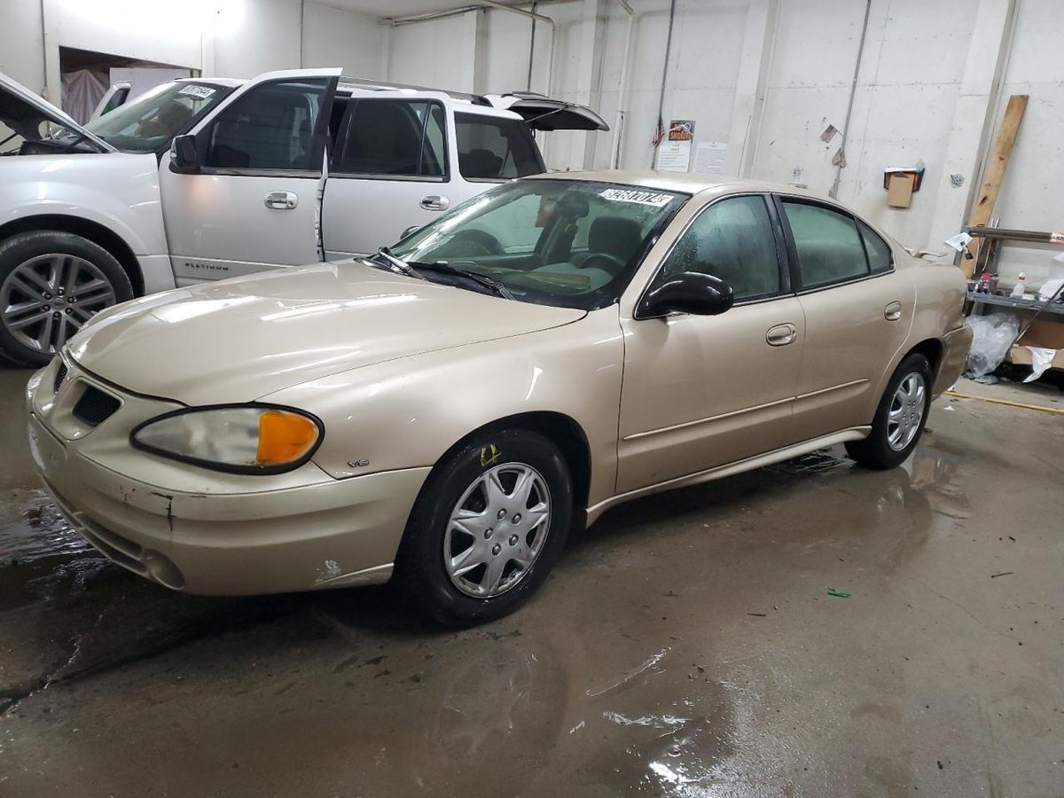 PONTIAC GRANDAM , 2005